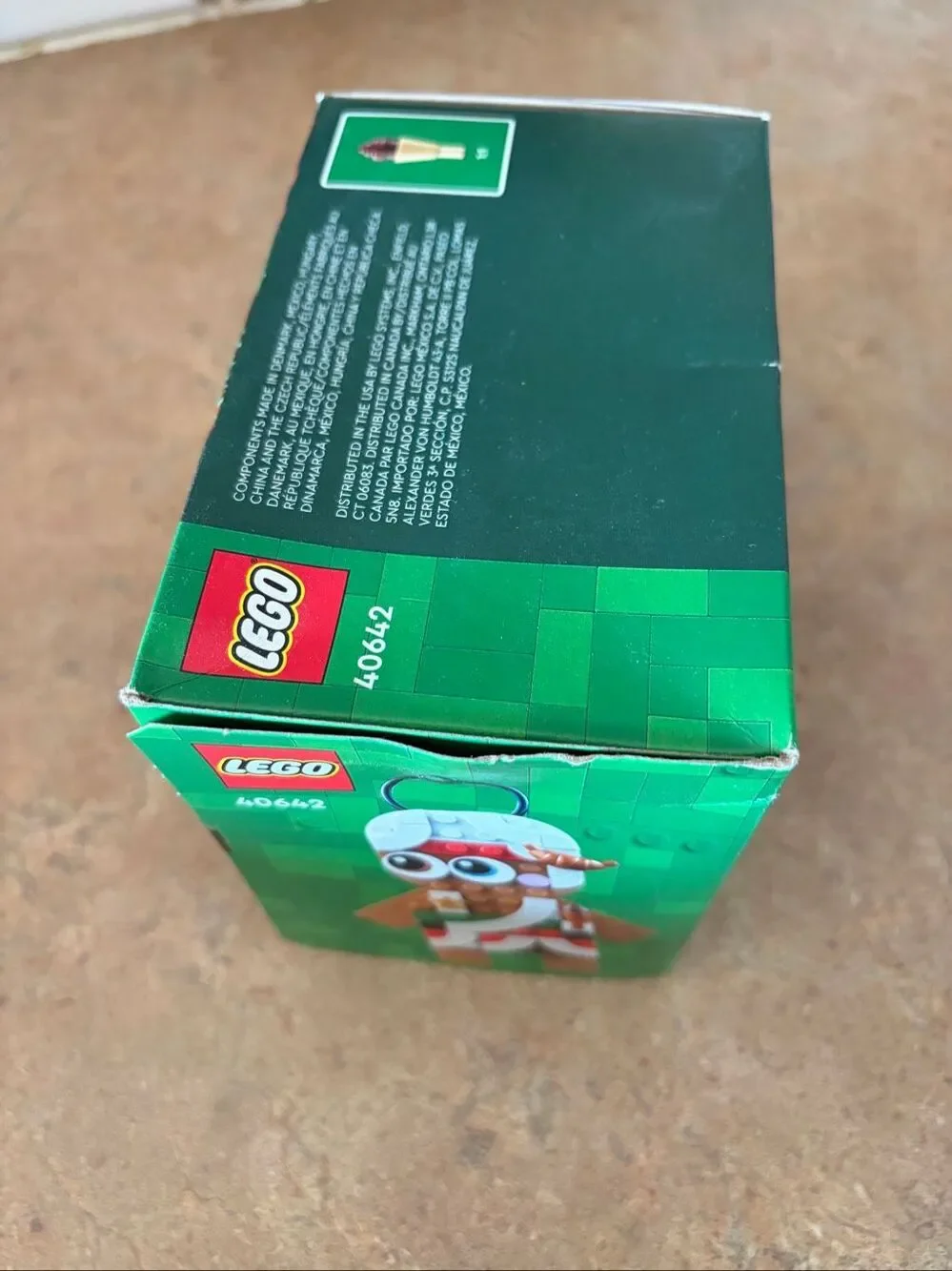 LEGO 40642 Gingerbread Ornaments Christmas Set 190 Pieces Box Damage